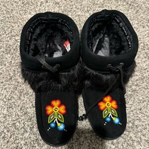 Waterproof Manitobah  Faux Fur Ankle Mukluk